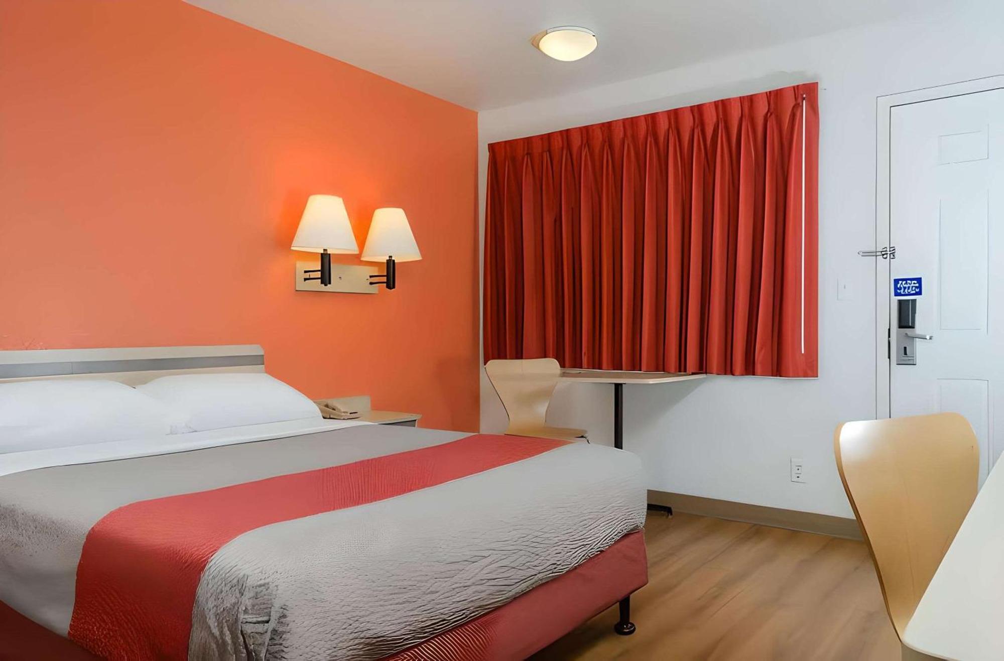 Park Inn By Radisson, Turlock Exteriör bild